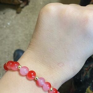Glass bead bracelet